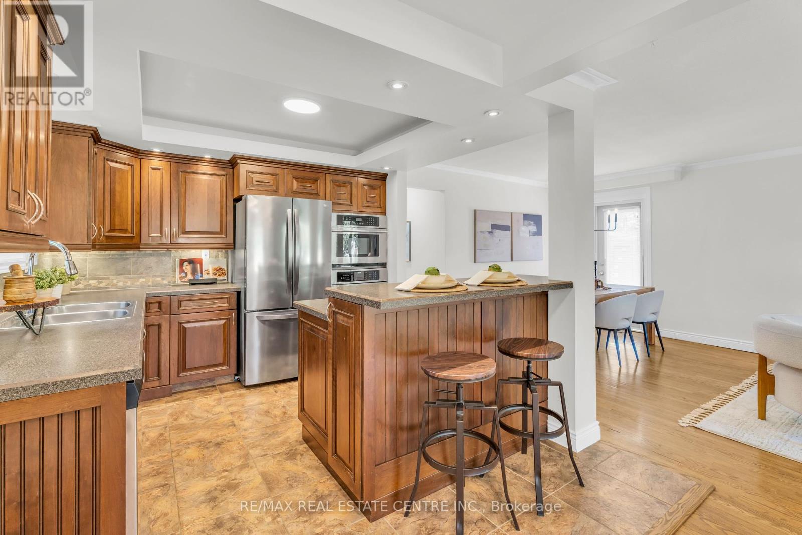 3 Stockman Crescent, Halton Hills (Georgetown), Ontario  L7G 1J5 - Photo 12 - W12462745