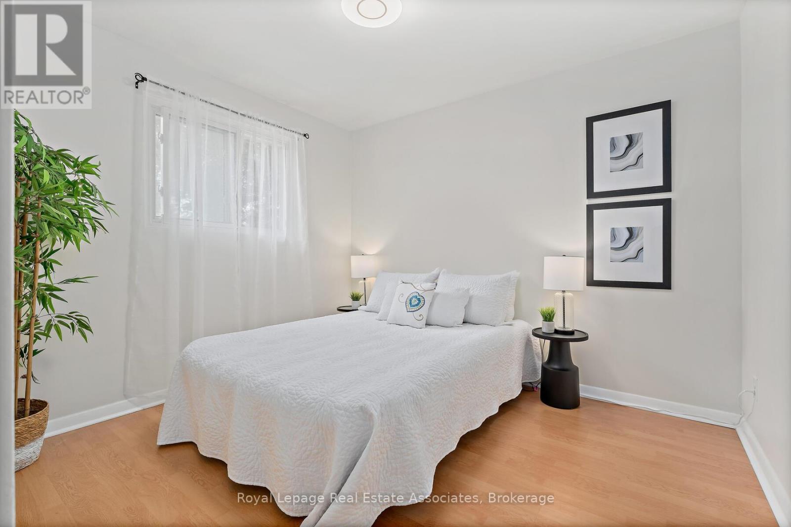 59 Mcintyre Crescent, Halton Hills (Georgetown), Ontario  L7G 1N5 - Photo 15 - W12463106