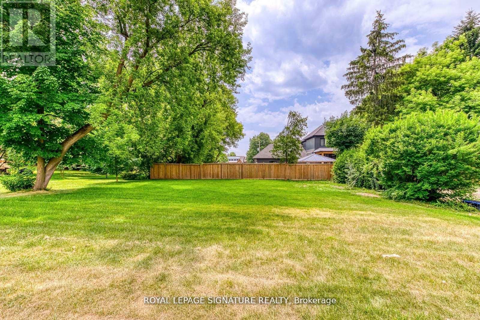 11024 Trafalgar Road, Halton Hills (Stewarttown), Ontario  L7G 4S5 - Photo 35 - W12463201