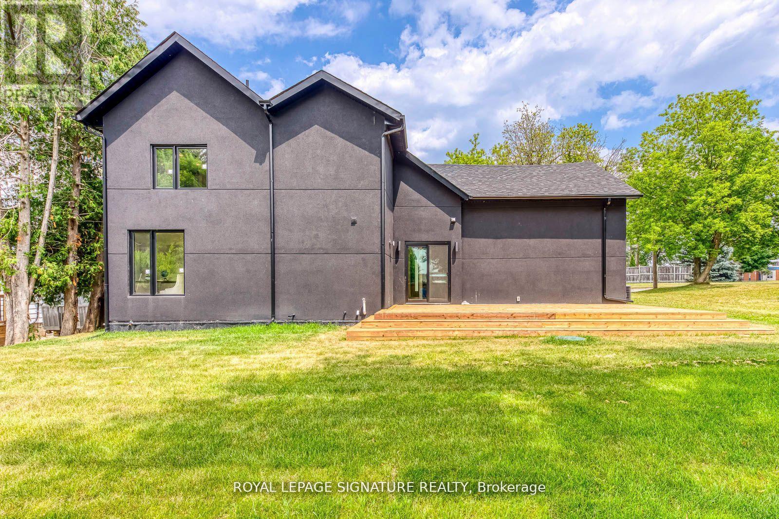 11024 Trafalgar Road, Halton Hills (Stewarttown), Ontario  L7G 4S5 - Photo 37 - W12463201