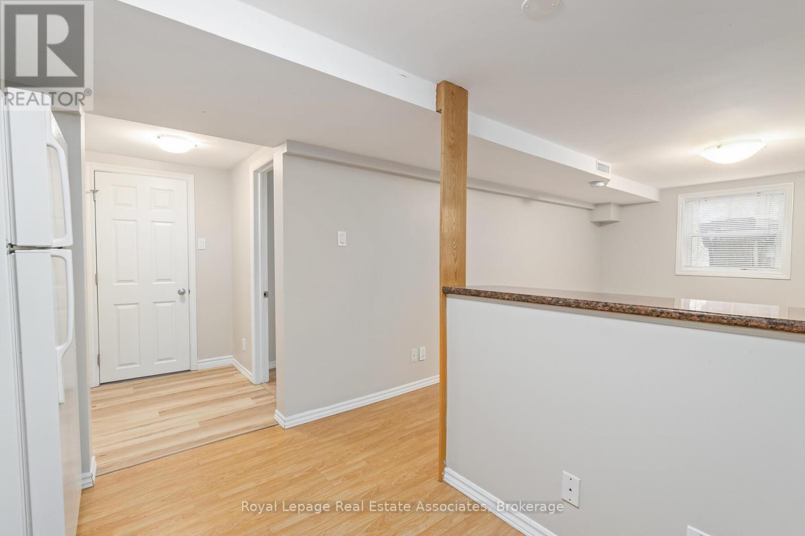 17 Academy Road, Halton Hills (Georgetown), Ontario  L7G 3N7 - Photo 11 - W12464936