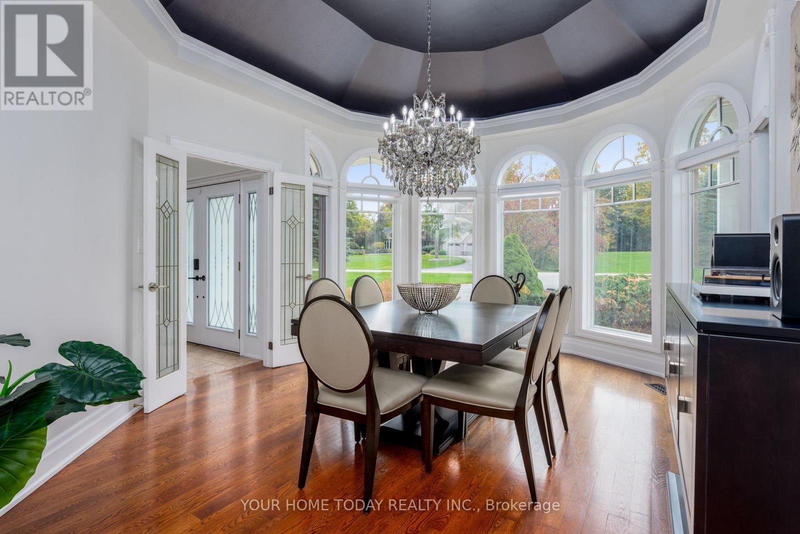 21 Turtle Lake Drive, Halton Hills (Rural Halton Hills), Ontario  L7J 2W7 - Photo 16 - W12467882