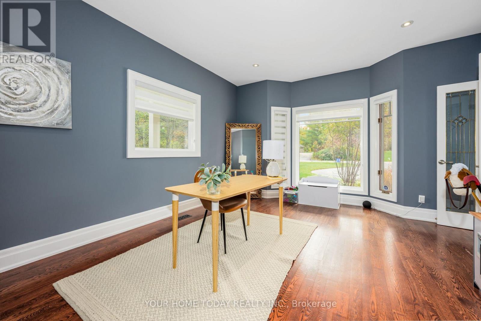 21 Turtle Lake Drive, Halton Hills (Rural Halton Hills), Ontario  L7J 2W7 - Photo 18 - W12467882