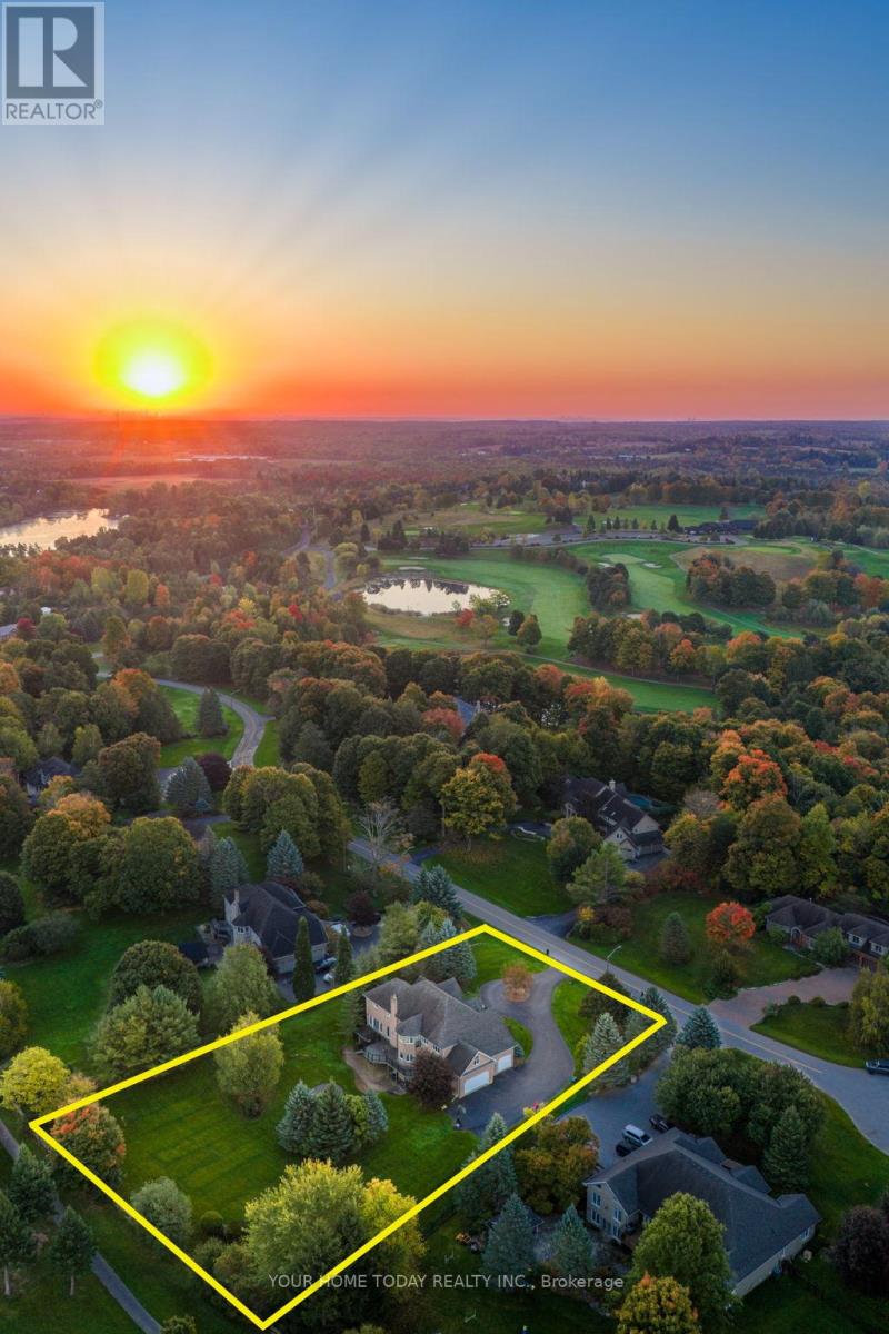 21 Turtle Lake Drive, Halton Hills (Rural Halton Hills), Ontario  L7J 2W7 - Photo 3 - W12467882