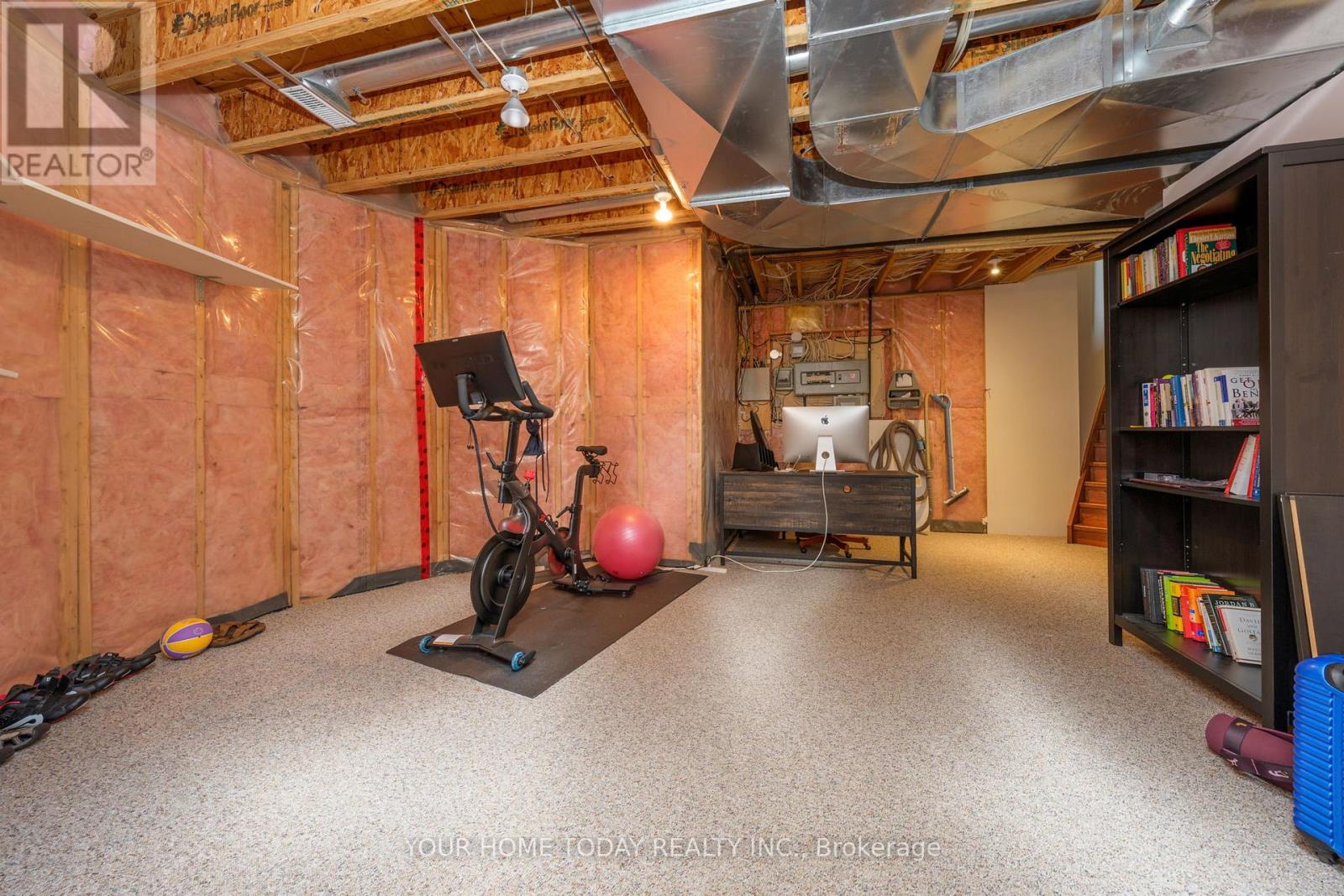 21 Turtle Lake Drive, Halton Hills (Rural Halton Hills), Ontario  L7J 2W7 - Photo 43 - W12467882