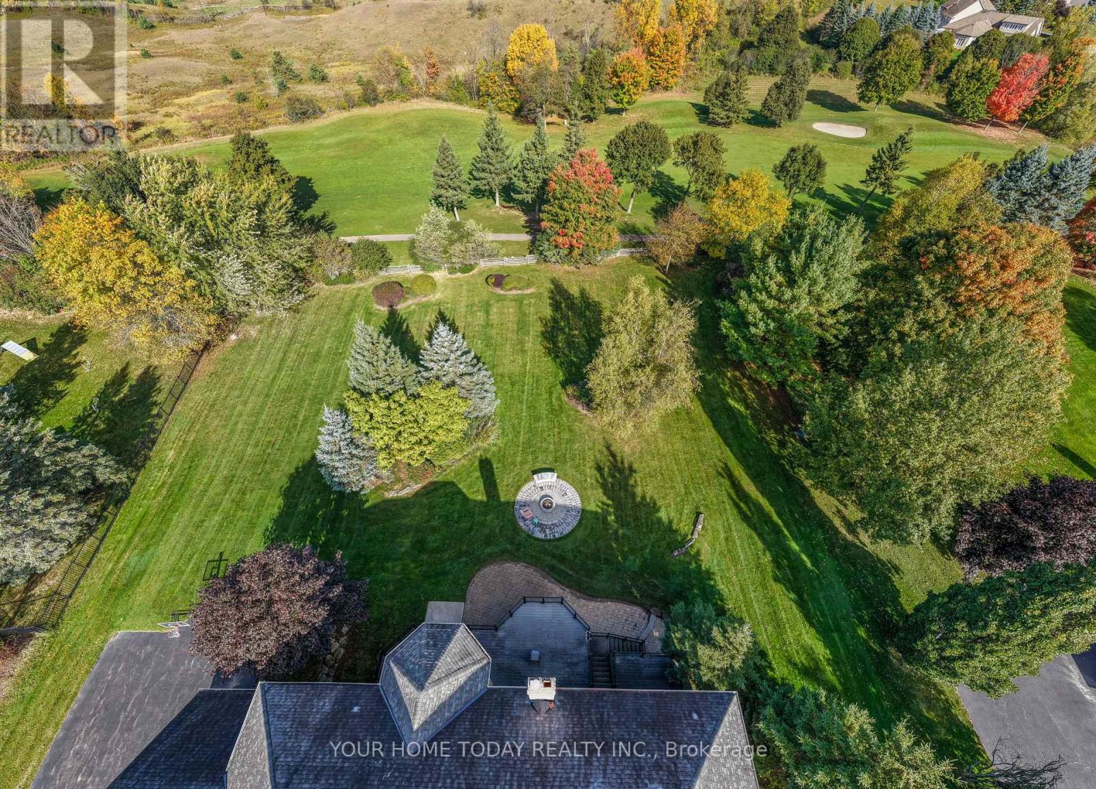 21 Turtle Lake Drive, Halton Hills (Rural Halton Hills), Ontario  L7J 2W7 - Photo 50 - W12467882