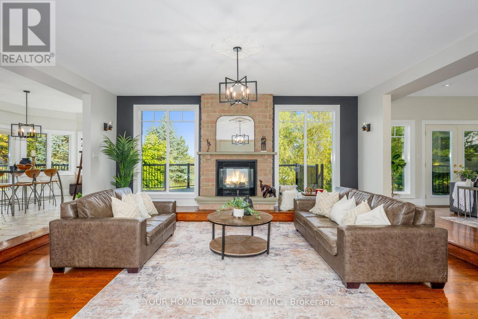 21 Turtle Lake Drive, Halton Hills (Rural Halton Hills), Ontario  L7J 2W7 - Photo 7 - W12467882