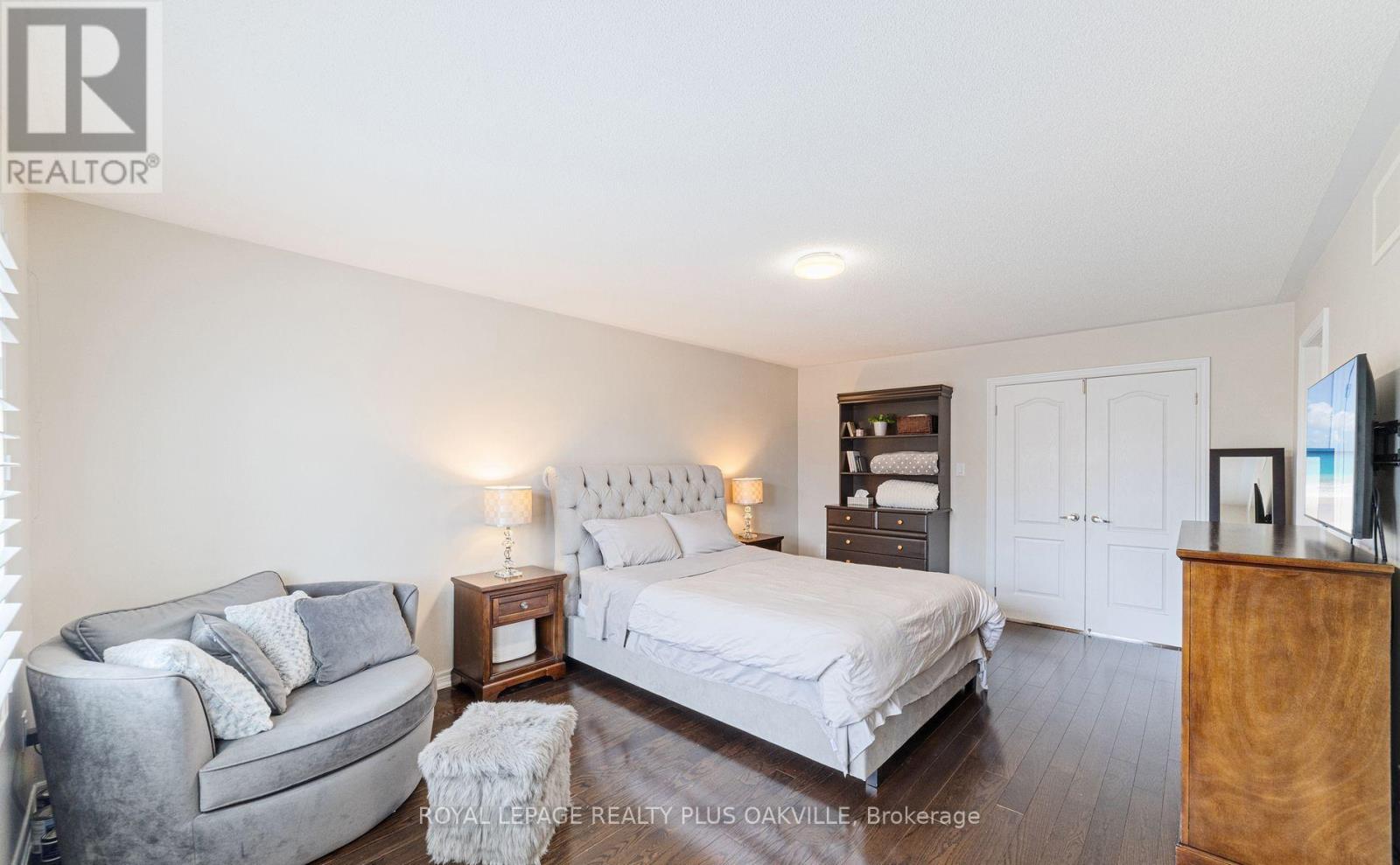 37 Diamond Leaf Lane, Halton Hills (Georgetown), Ontario  L7G 0G7 - Photo 27 - W12469508