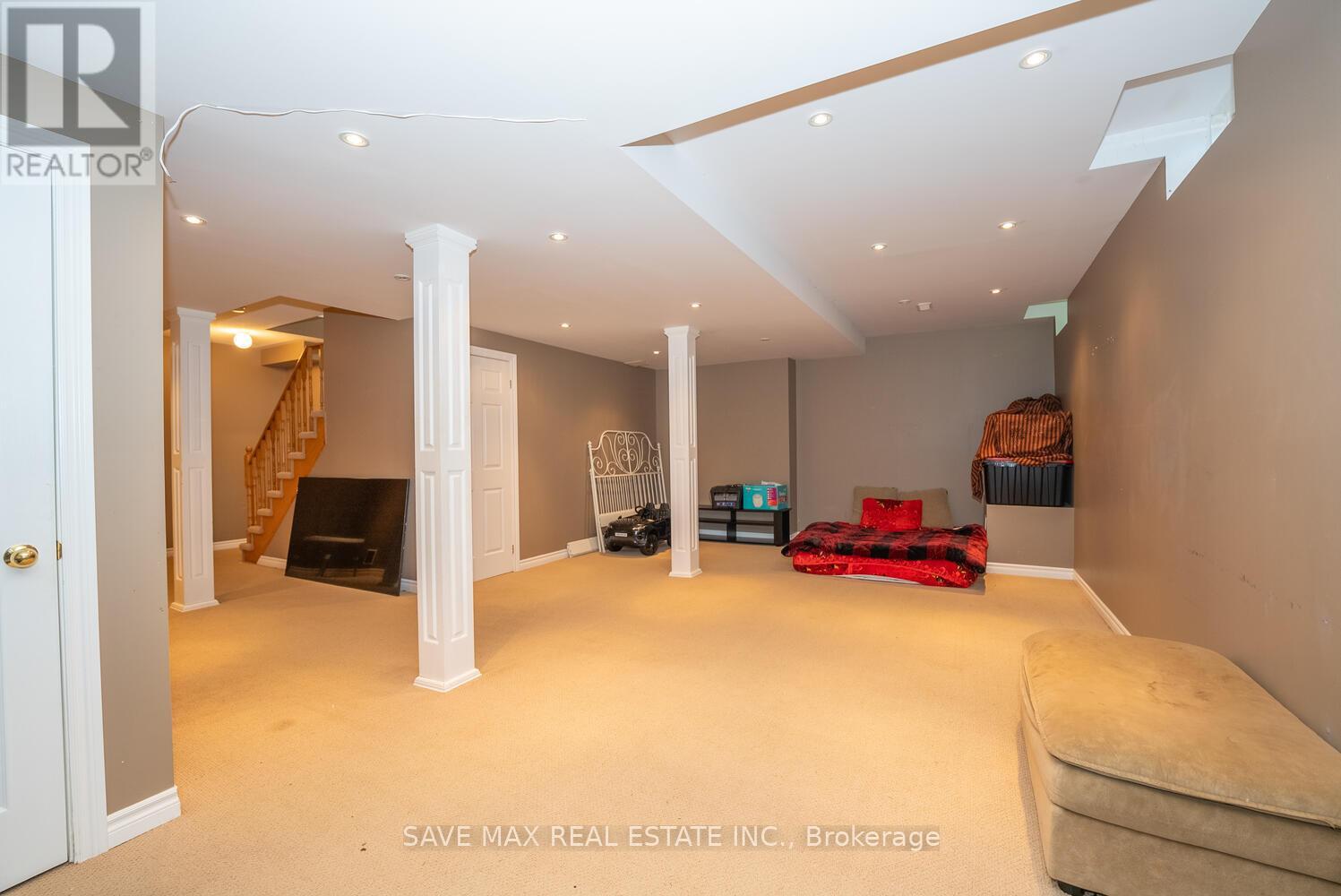 39 Hurst Street, Halton Hills (Ac Acton), Ontario  L7J 2Z8 - Photo 39 - W12470098