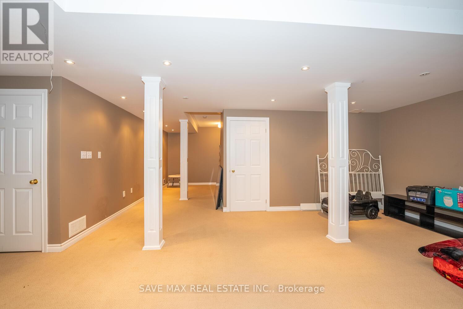 39 Hurst Street, Halton Hills (Ac Acton), Ontario  L7J 2Z8 - Photo 42 - W12470098