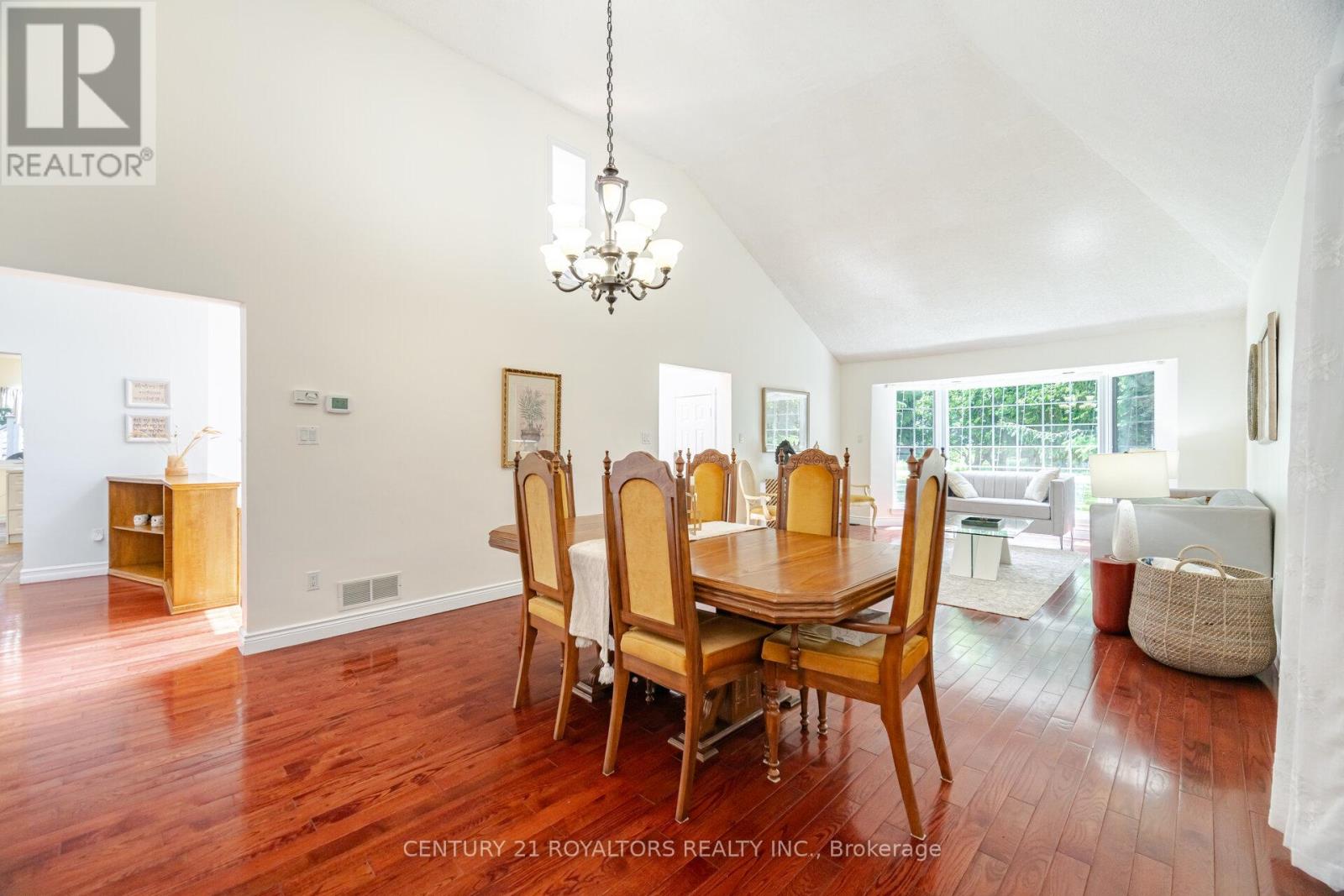 529 Campbellville Road, Hamilton, Ontario  L0P 1B0 - Photo 10 - X12470155