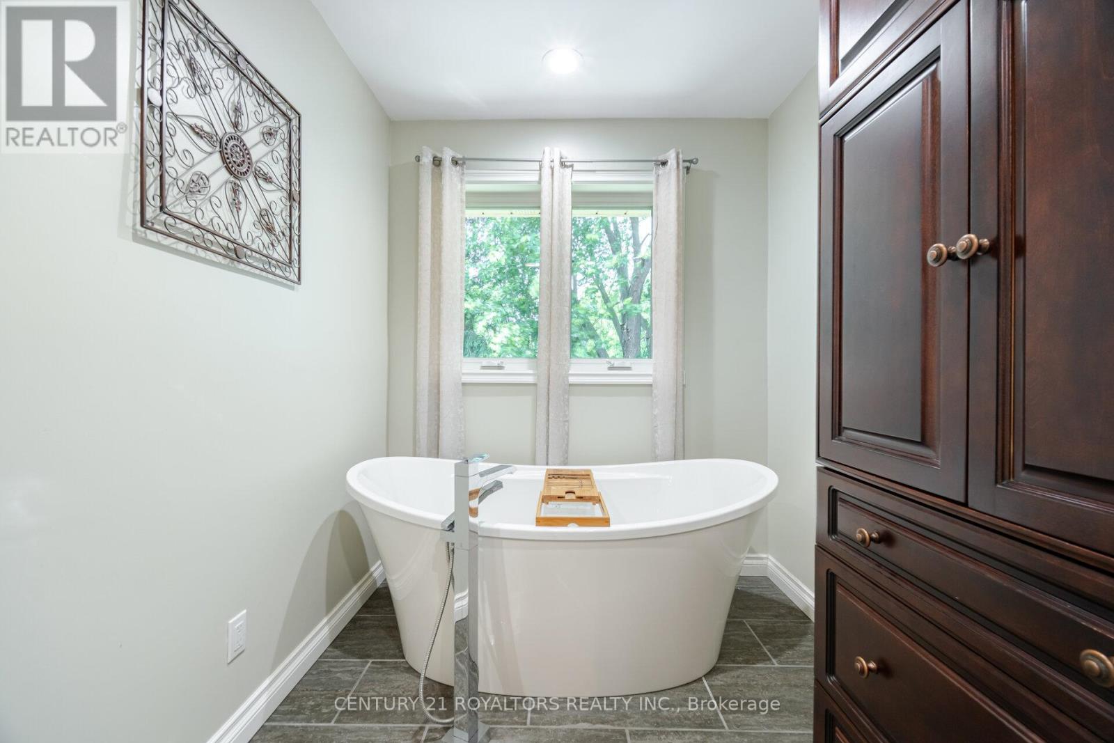 529 Campbellville Road, Hamilton, Ontario  L0P 1B0 - Photo 22 - X12470155