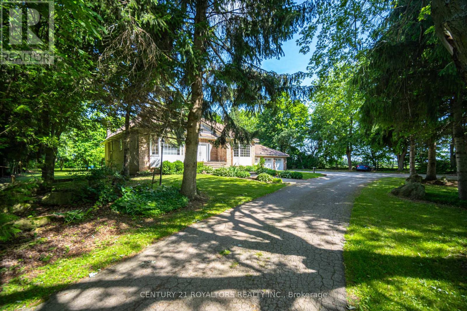 529 Campbellville Road, Hamilton, Ontario  L0P 1B0 - Photo 3 - X12470155