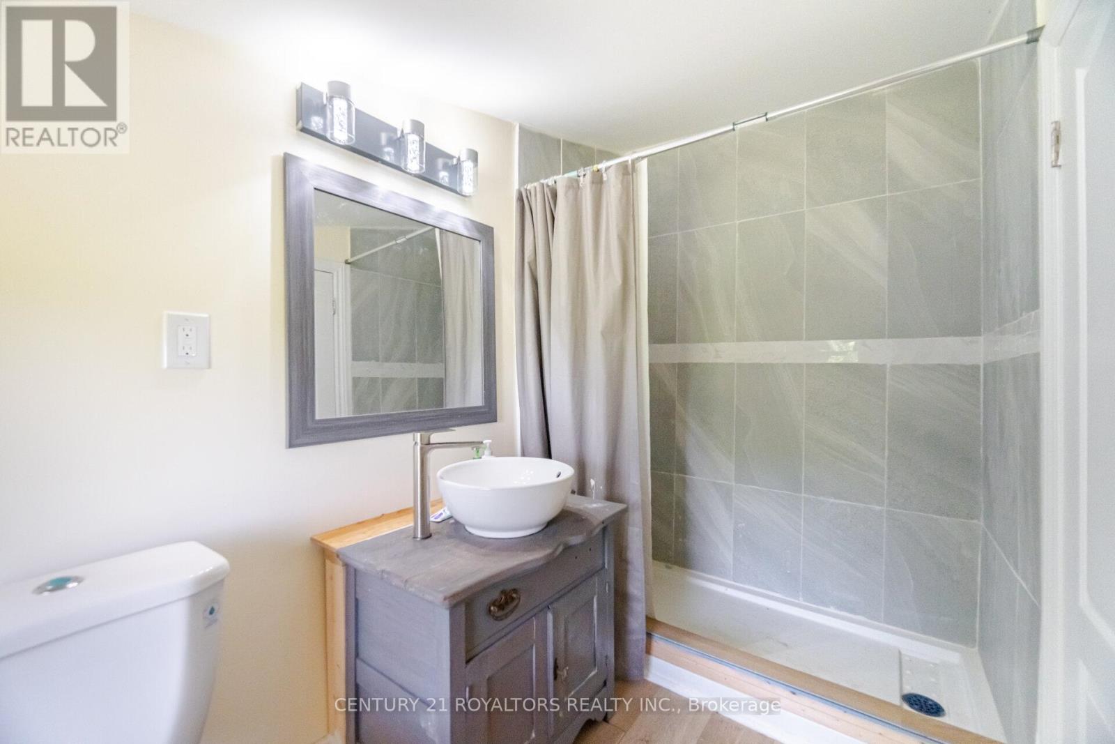 529 Campbellville Road, Hamilton, Ontario  L0P 1B0 - Photo 40 - X12470155