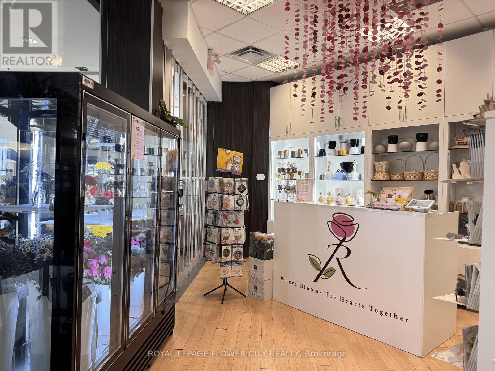 Unit 33 - 280 Guelph Street, Halton Hills (Georgetown), Ontario  L7G 4B1 - Photo 2 - W12470673