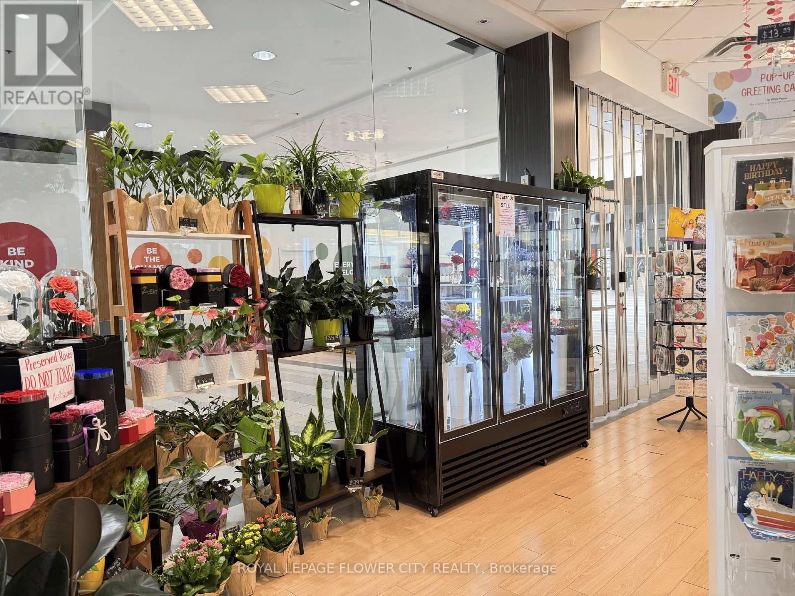 Unit 33 - 280 Guelph Street, Halton Hills (Georgetown), Ontario  L7G 4B1 - Photo 3 - W12470673