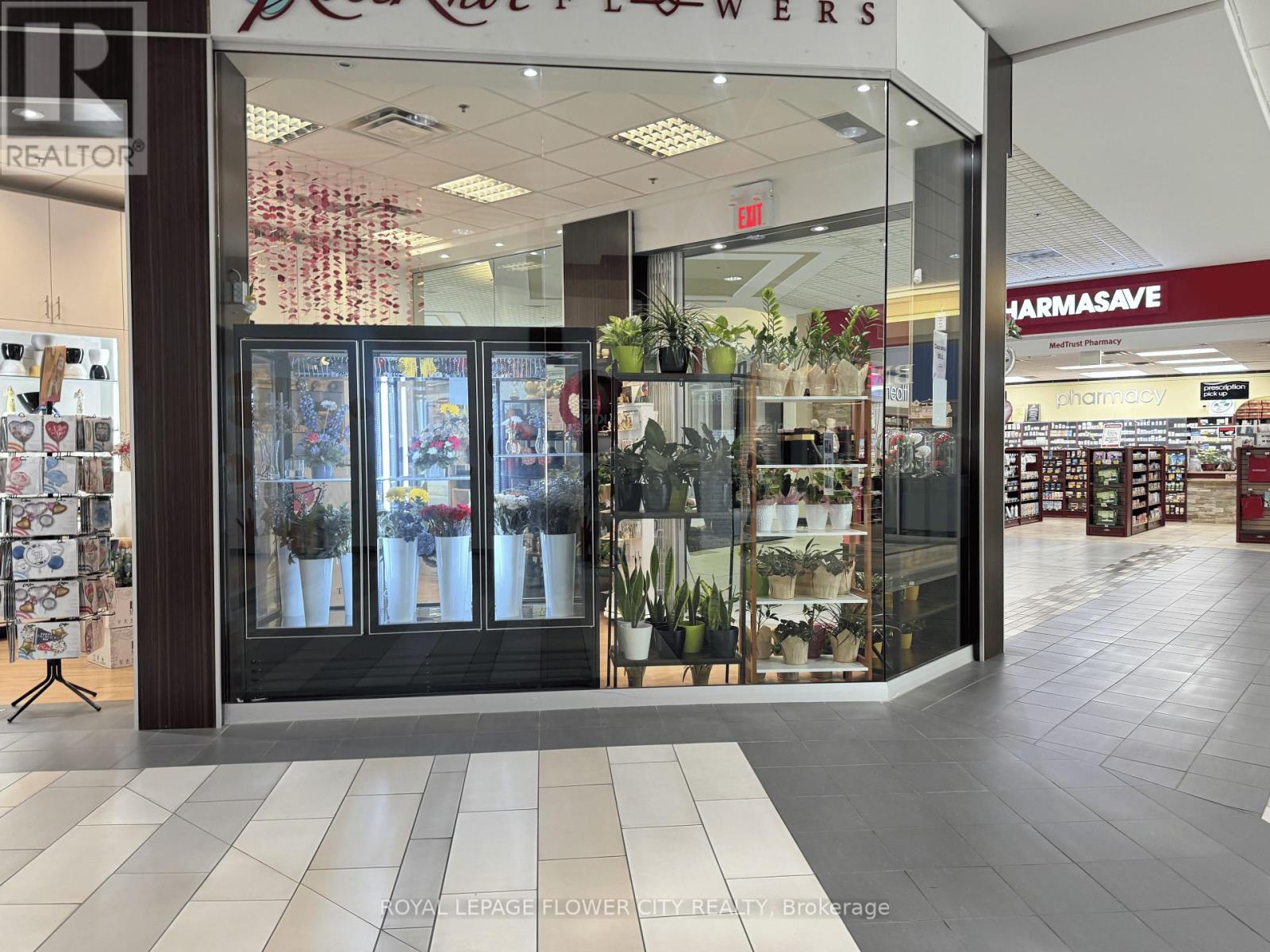 Unit 33 - 280 Guelph Street, Halton Hills (Georgetown), Ontario  L7G 4B1 - Photo 5 - W12470673