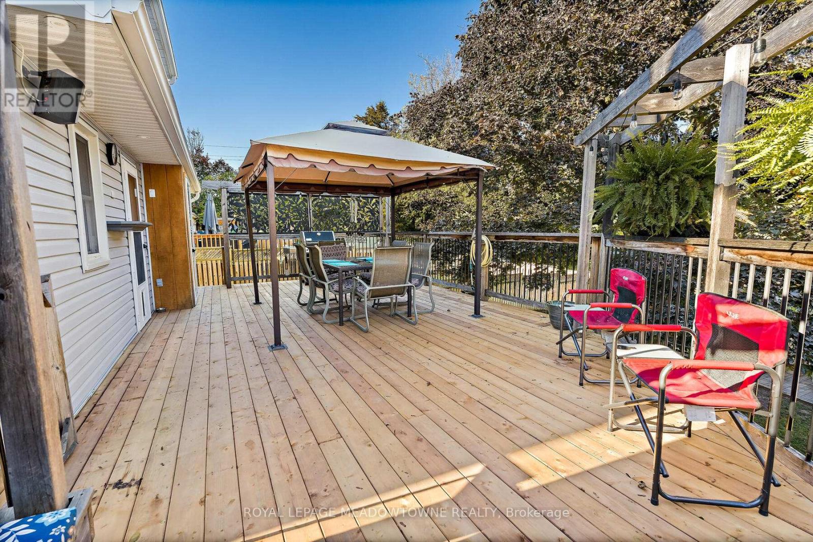 7 Temple Road, Halton Hills (Georgetown), Ontario  L7G 3J6 - Photo 34 - W12471001