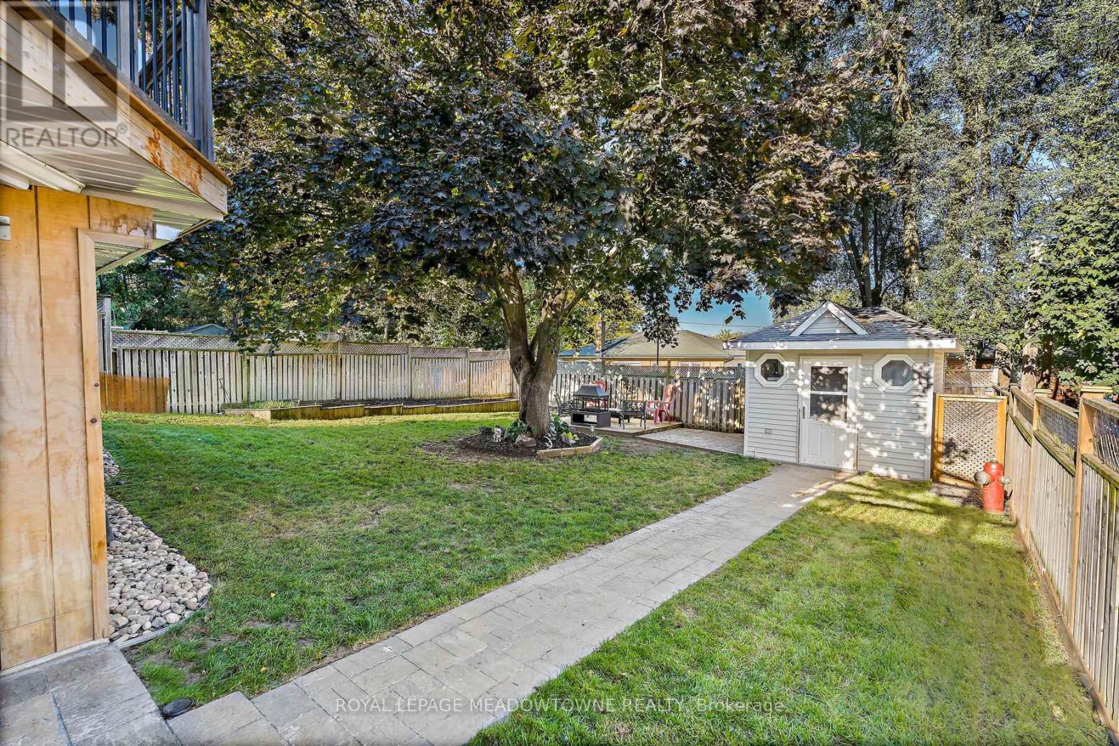 7 Temple Road, Halton Hills (Georgetown), Ontario  L7G 3J6 - Photo 36 - W12471001