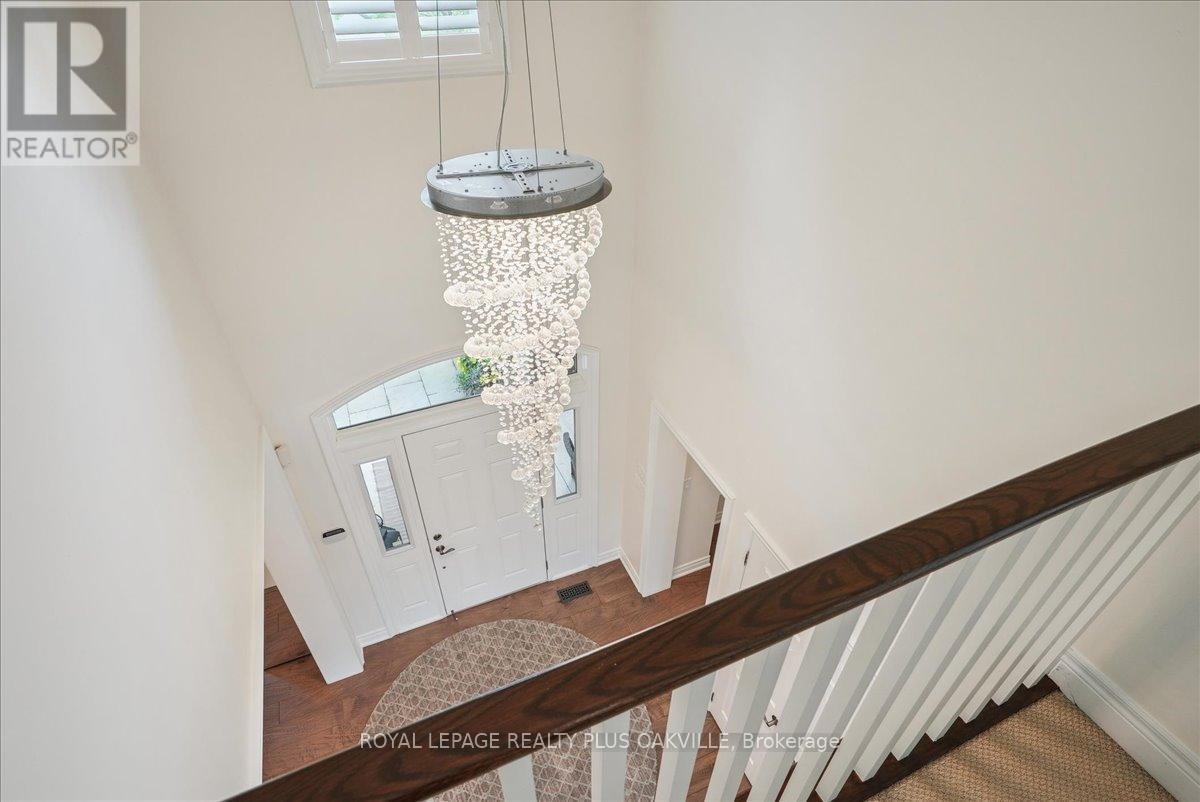 11365 Taylor Court, Milton (Brookville/haltonville), Ontario  L0P 1B0 - Photo 21 - W12472039