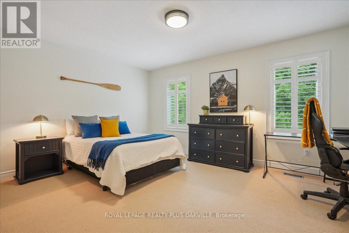 11365 Taylor Court, Milton (Brookville/haltonville), Ontario  L0P 1B0 - Photo 30 - W12472039