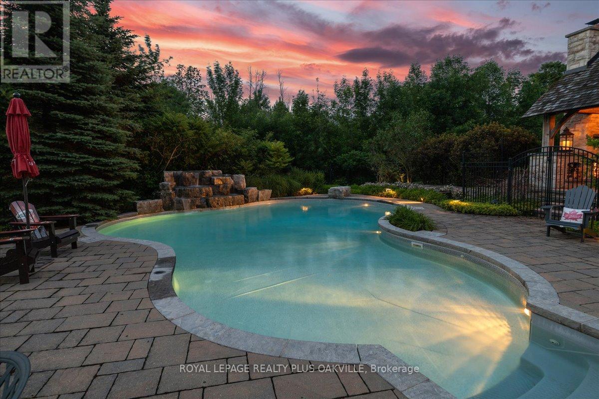 11365 Taylor Court, Milton (Brookville/haltonville), Ontario  L0P 1B0 - Photo 46 - W12472039