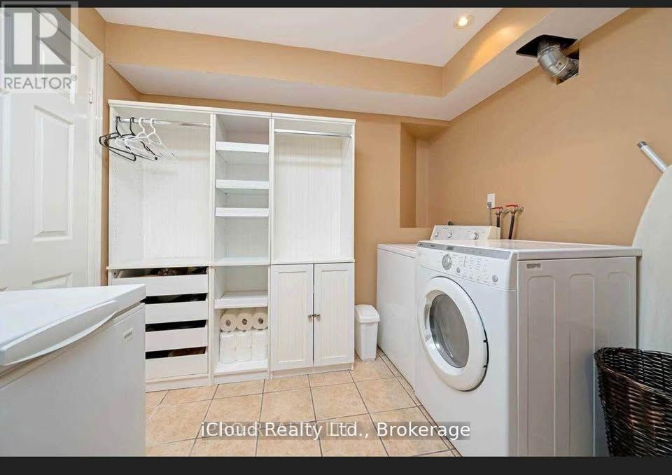 96 Smith Drive, Halton Hills (Georgetown), Ontario  L7G 5S7 - Photo 17 - W12474585