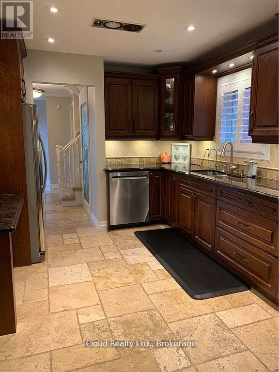 96 Smith Drive, Halton Hills (Georgetown), Ontario  L7G 5S7 - Photo 6 - W12474585