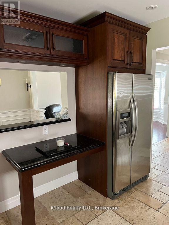 96 Smith Drive, Halton Hills (Georgetown), Ontario  L7G 5S7 - Photo 7 - W12474585