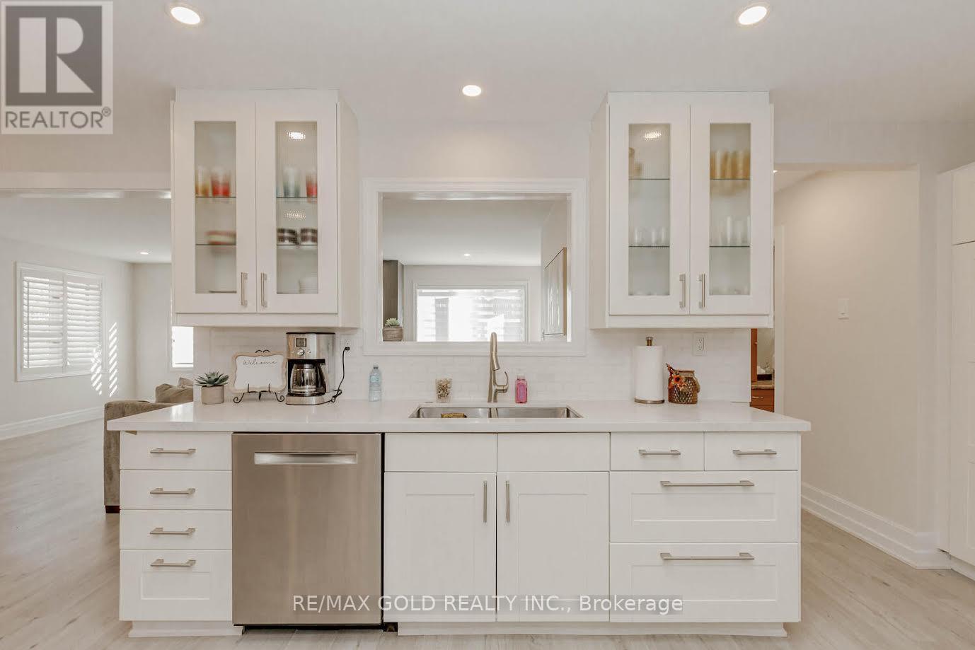 Upper Level - 11820 5 Side Road, Halton Hills (Rural Halton Hills), Ontario  L7G 4S6 - Photo 11 - W12475956