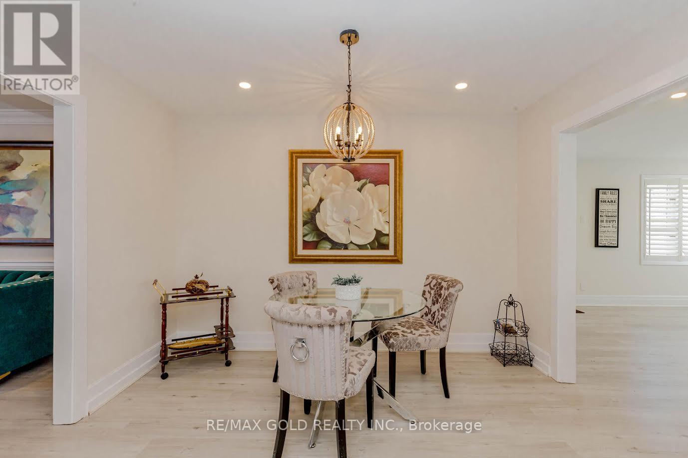 Upper Level - 11820 5 Side Road, Halton Hills (Rural Halton Hills), Ontario  L7G 4S6 - Photo 12 - W12475956