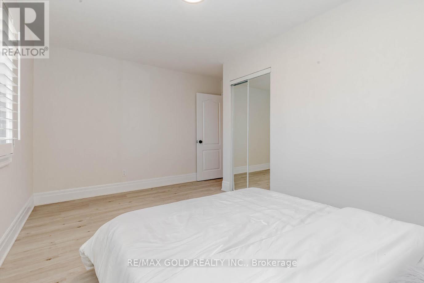 Upper Level - 11820 5 Side Road, Halton Hills (Rural Halton Hills), Ontario  L7G 4S6 - Photo 18 - W12475956