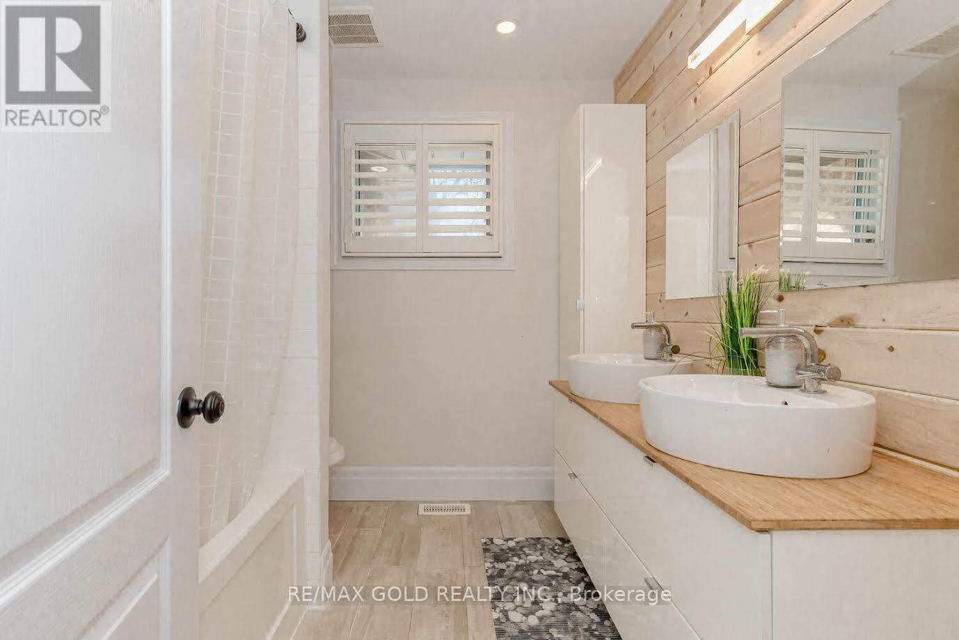 Upper Level - 11820 5 Side Road, Halton Hills (Rural Halton Hills), Ontario  L7G 4S6 - Photo 24 - W12475956