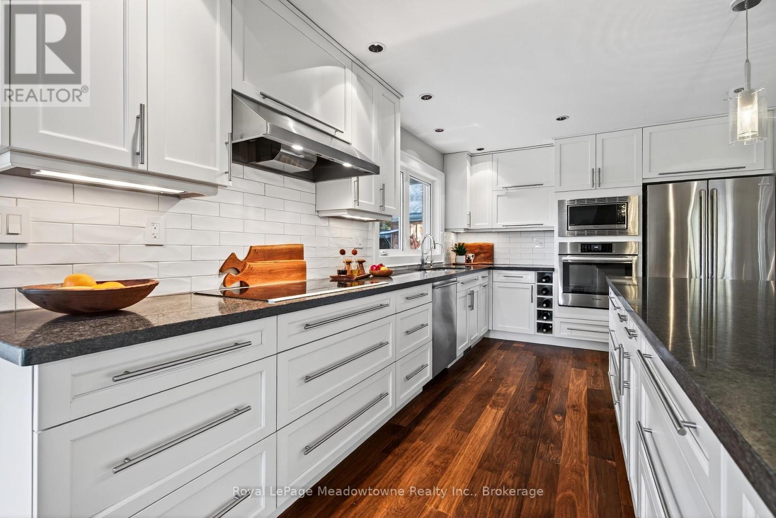 8495 Appleby Line, Milton (Campbellville), Ontario  L0P 1B0 - Photo 10 - W12476548