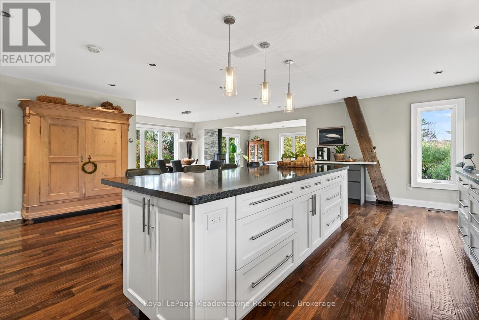 8495 Appleby Line, Milton (Campbellville), Ontario  L0P 1B0 - Photo 12 - W12476548