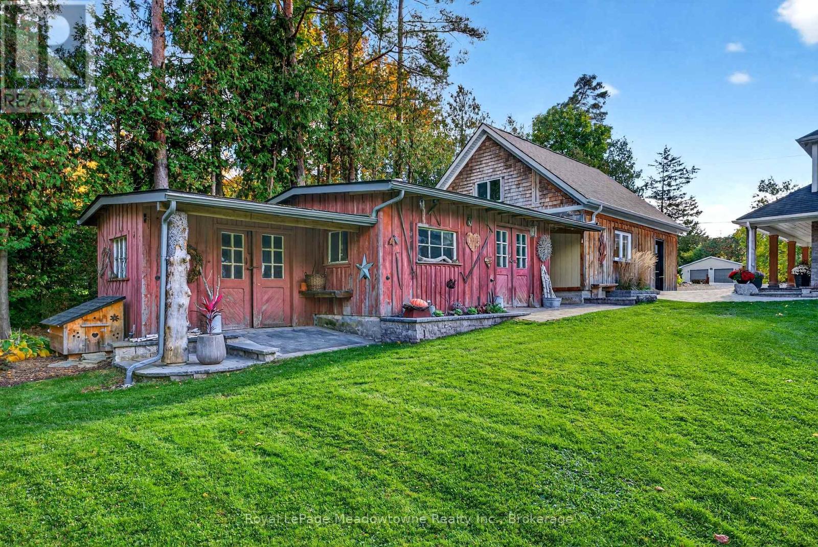 8495 Appleby Line, Milton (Campbellville), Ontario  L0P 1B0 - Photo 38 - W12476548