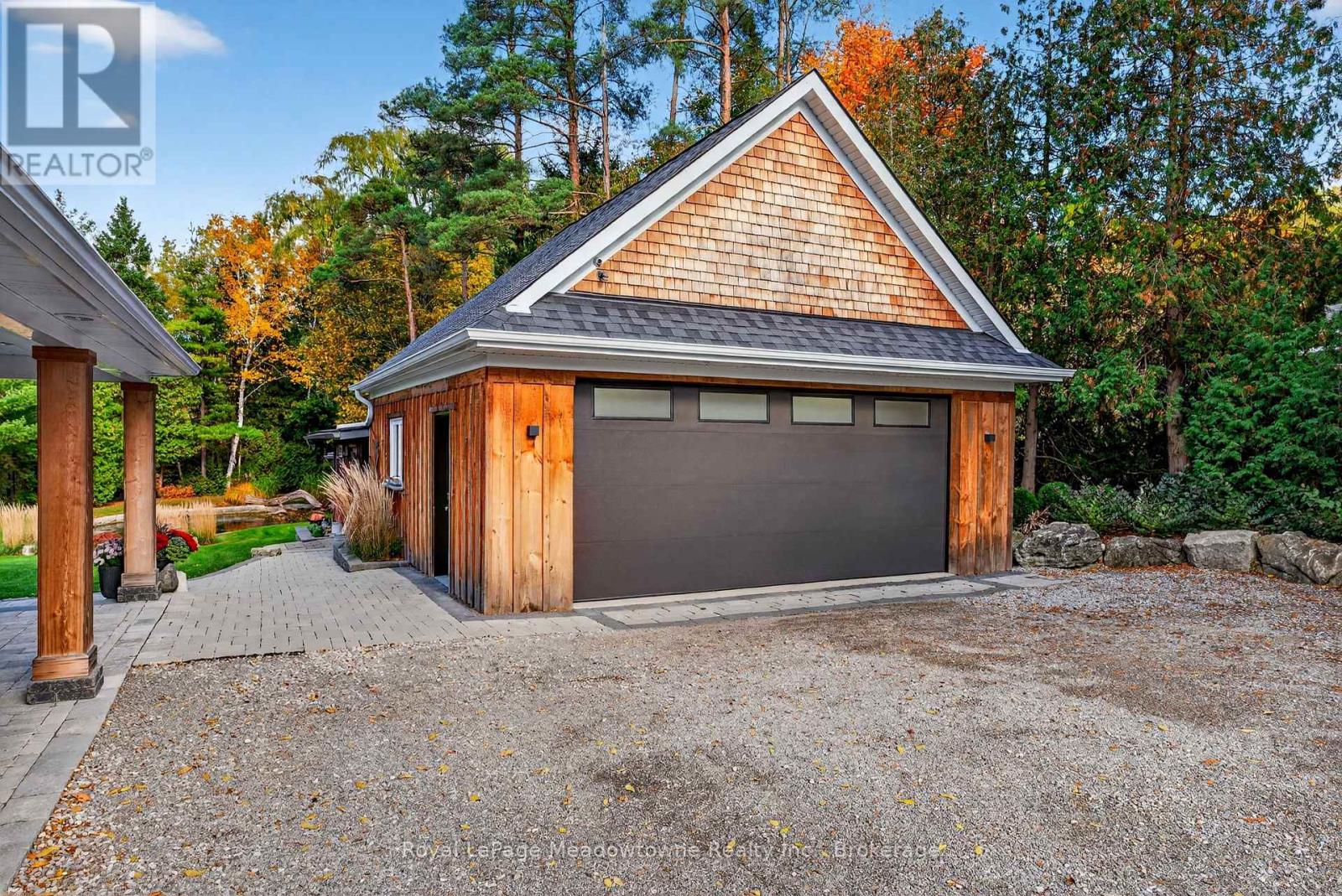 8495 Appleby Line, Milton (Campbellville), Ontario  L0P 1B0 - Photo 39 - W12476548