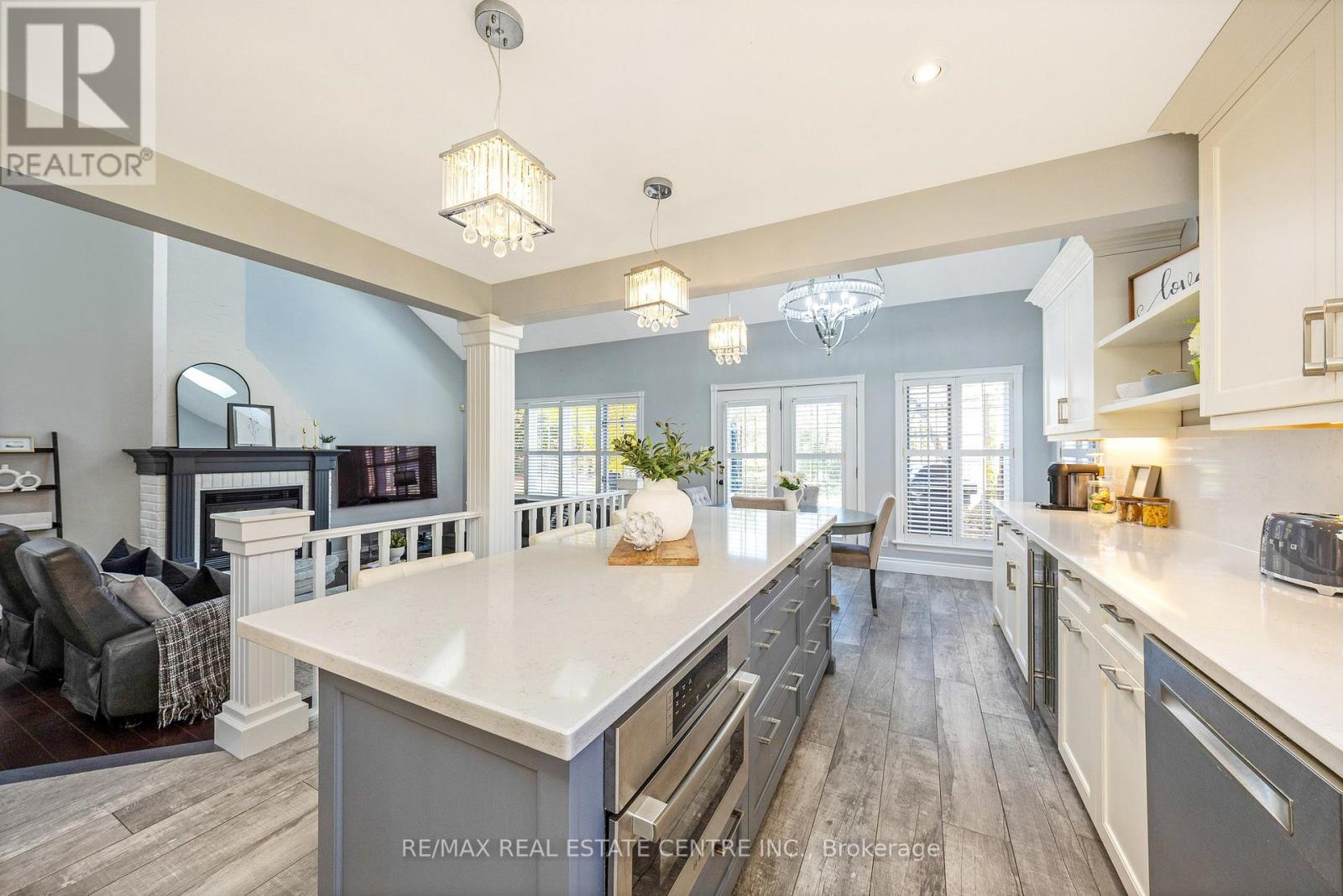 2255 Mohawk Trail, Milton (Campbellville), Ontario  L0P 1B0 - Photo 16 - W12477138