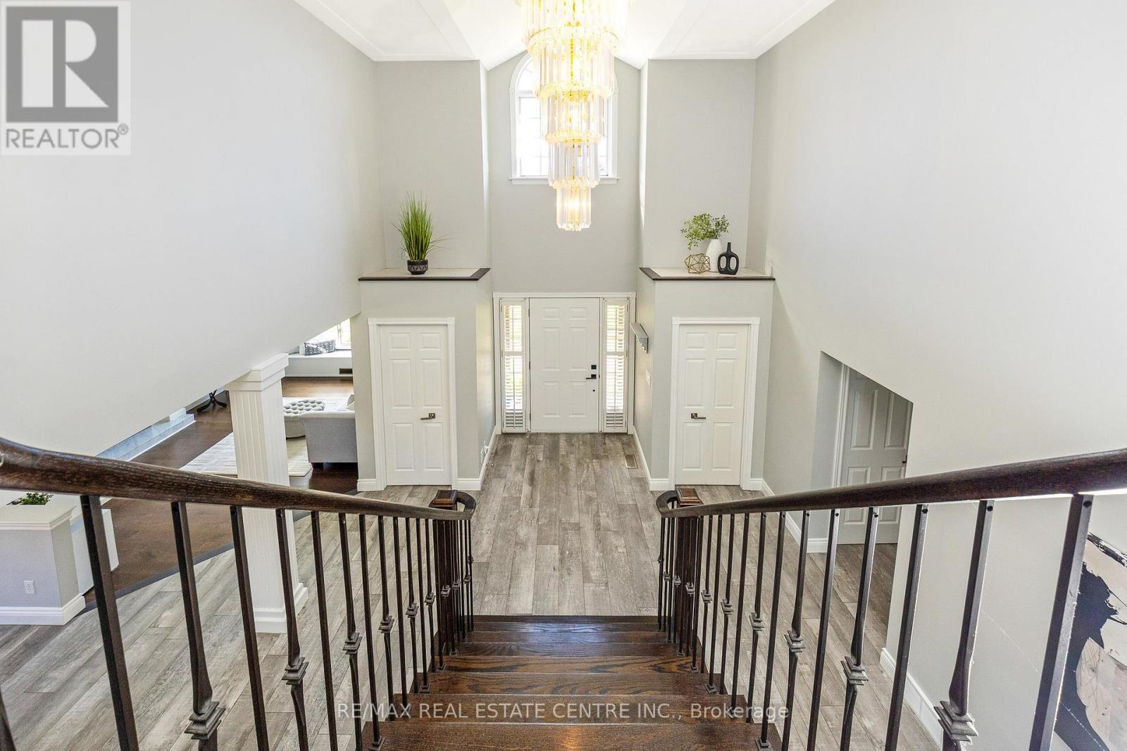 2255 Mohawk Trail, Milton (Campbellville), Ontario  L0P 1B0 - Photo 26 - W12477138