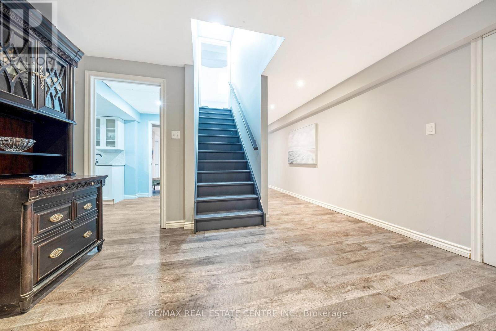 2255 Mohawk Trail, Milton (Campbellville), Ontario  L0P 1B0 - Photo 32 - W12477138