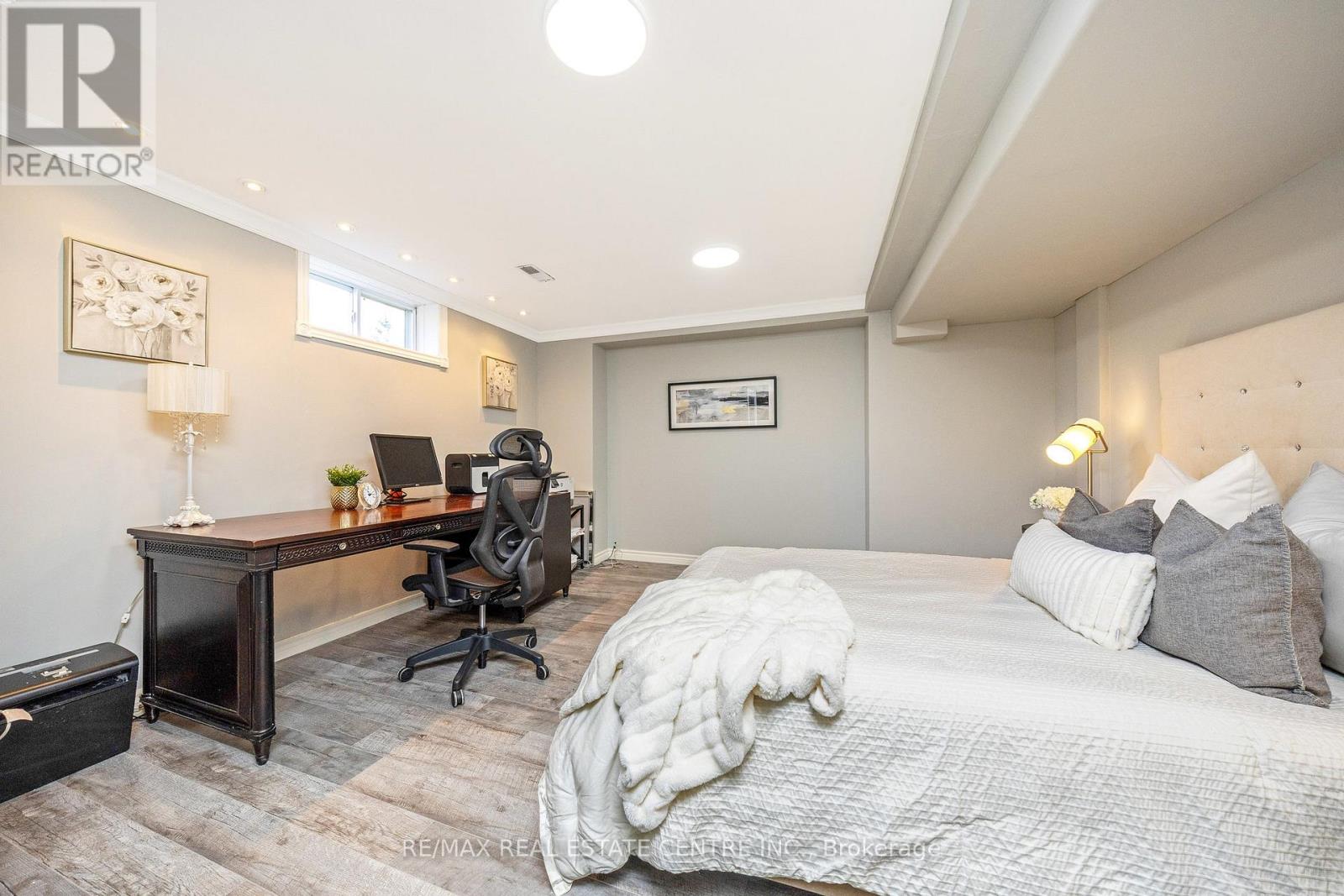 2255 Mohawk Trail, Milton (Campbellville), Ontario  L0P 1B0 - Photo 33 - W12477138