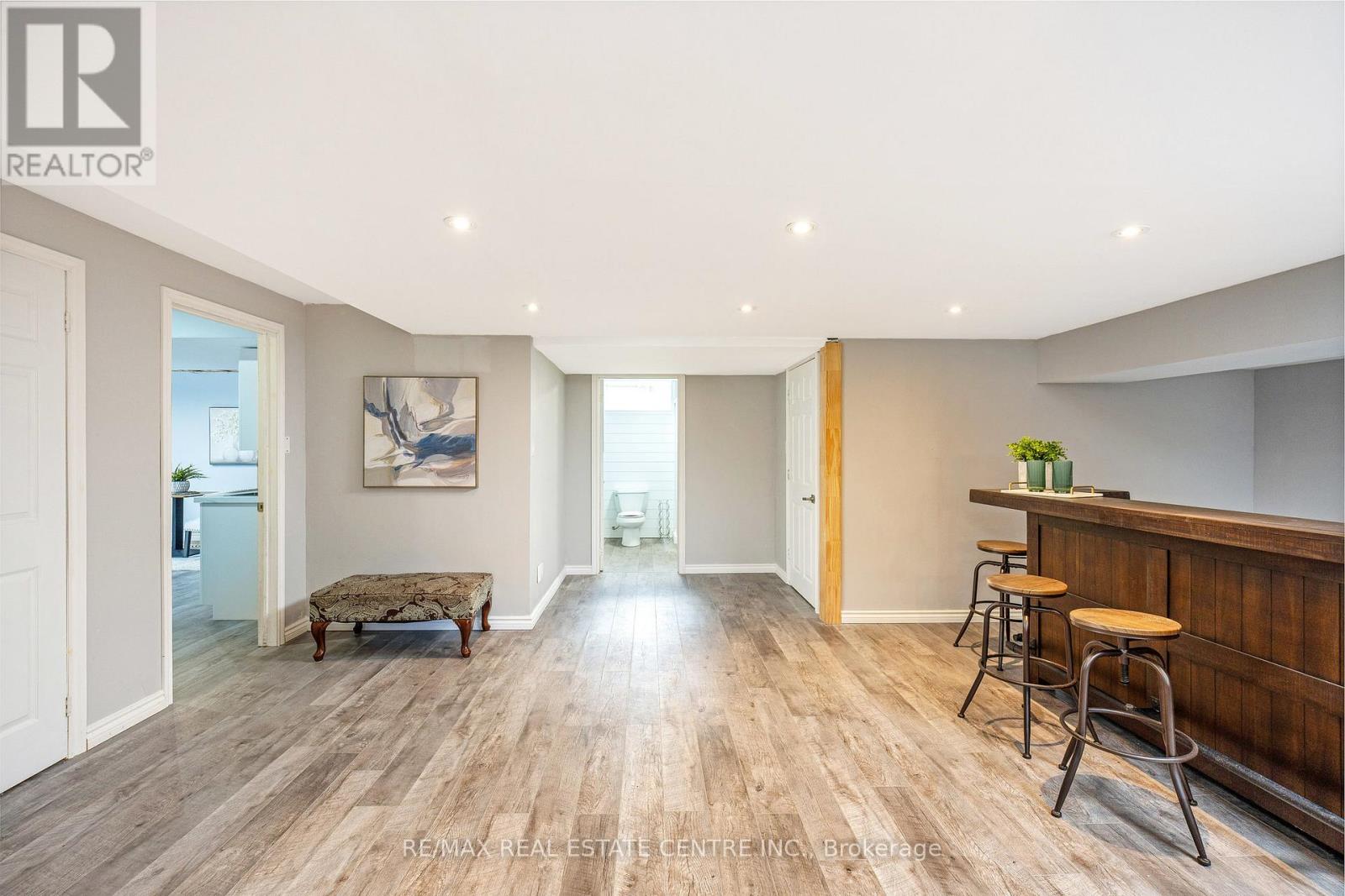 2255 Mohawk Trail, Milton (Campbellville), Ontario  L0P 1B0 - Photo 37 - W12477138