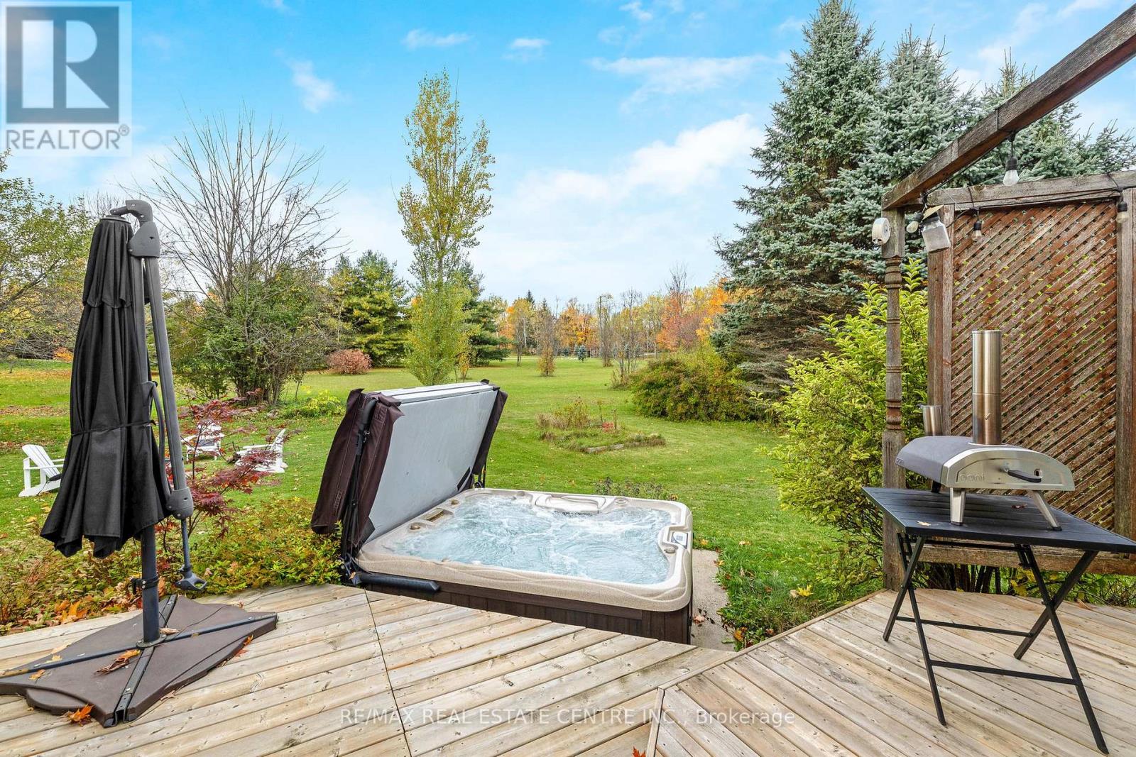 2255 Mohawk Trail, Milton (Campbellville), Ontario  L0P 1B0 - Photo 43 - W12477138