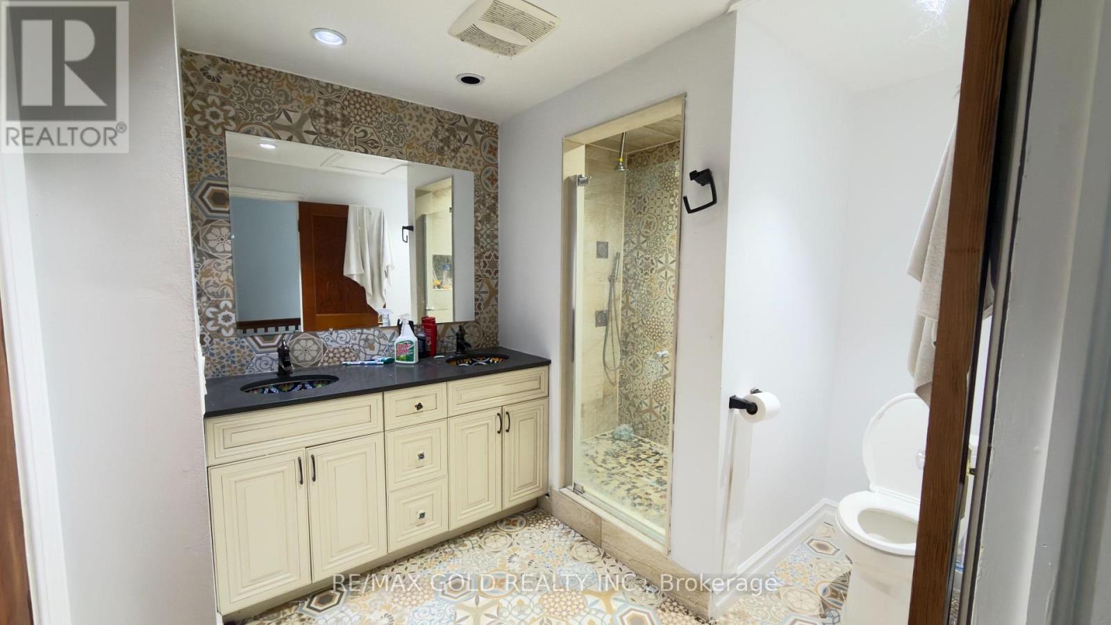 8790 Trafalgar Road, Halton Hills (Rural Halton Hills), Ontario  L7G 4S5 - Photo 17 - W12478331