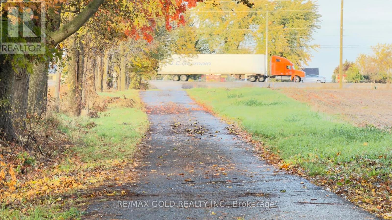 8790 Trafalgar Road, Halton Hills (Rural Halton Hills), Ontario  L7G 4S5 - Photo 3 - W12478331