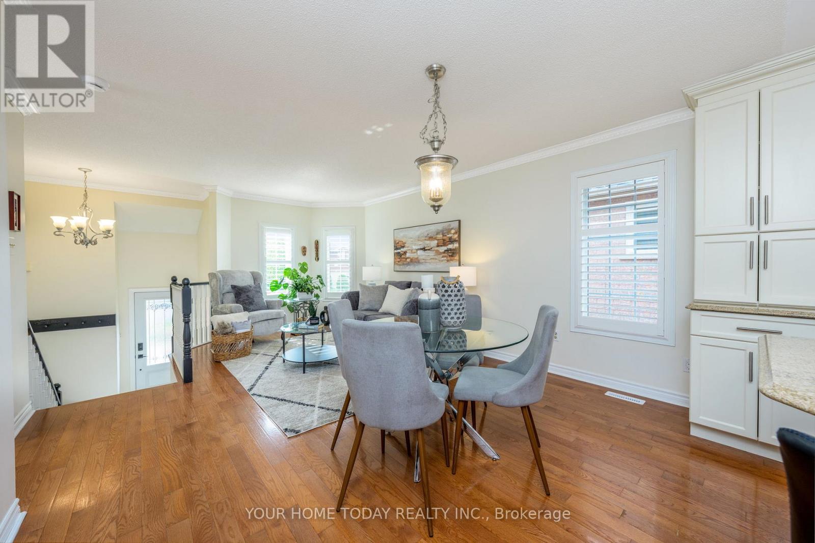 78 Harley Avenue, Halton Hills (Georgetown), Ontario  L7G 5R8 - Photo 11 - W12478432