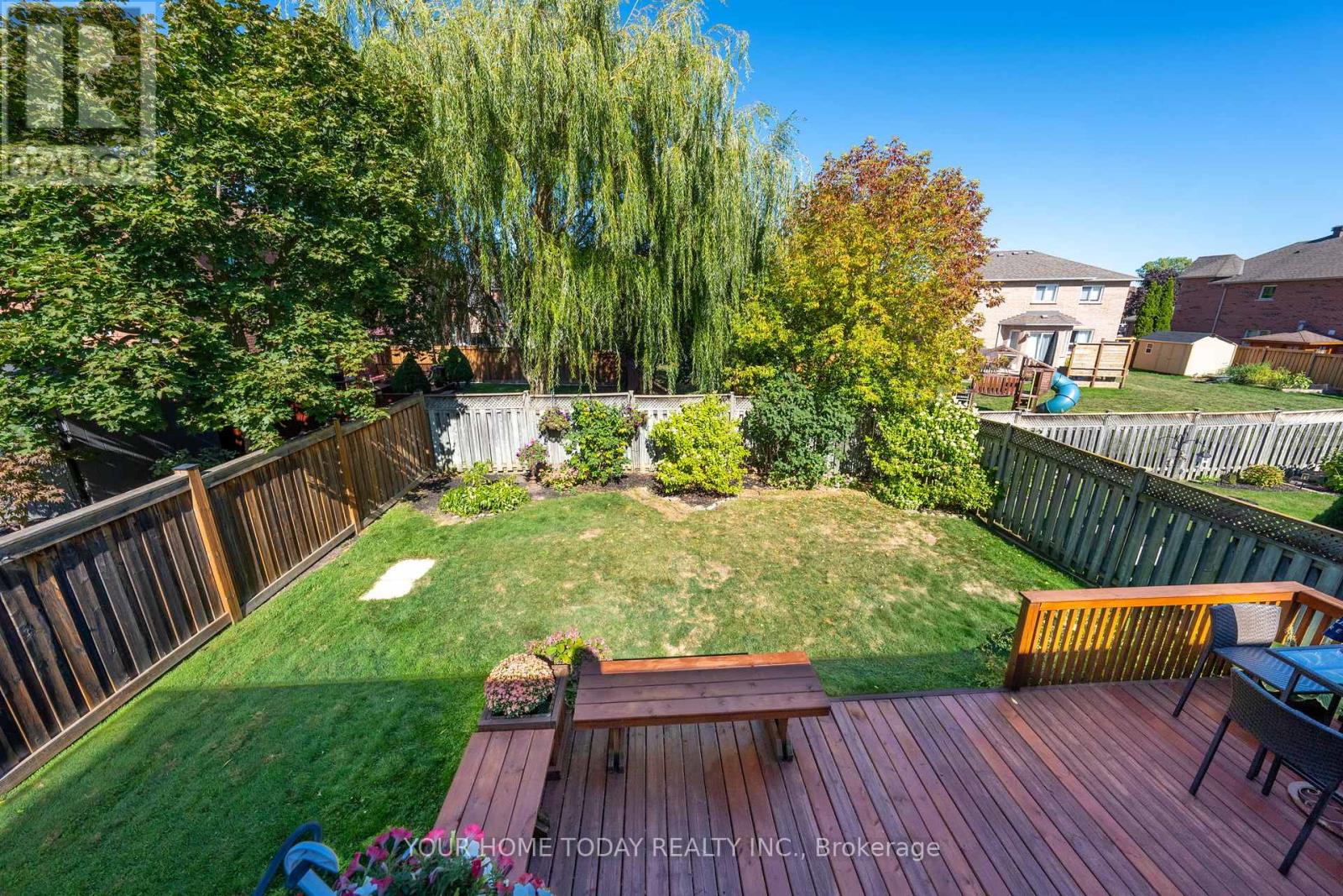 78 Harley Avenue, Halton Hills (Georgetown), Ontario  L7G 5R8 - Photo 21 - W12478432