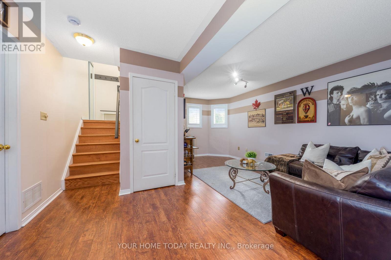 78 Harley Avenue, Halton Hills (Georgetown), Ontario  L7G 5R8 - Photo 28 - W12478432