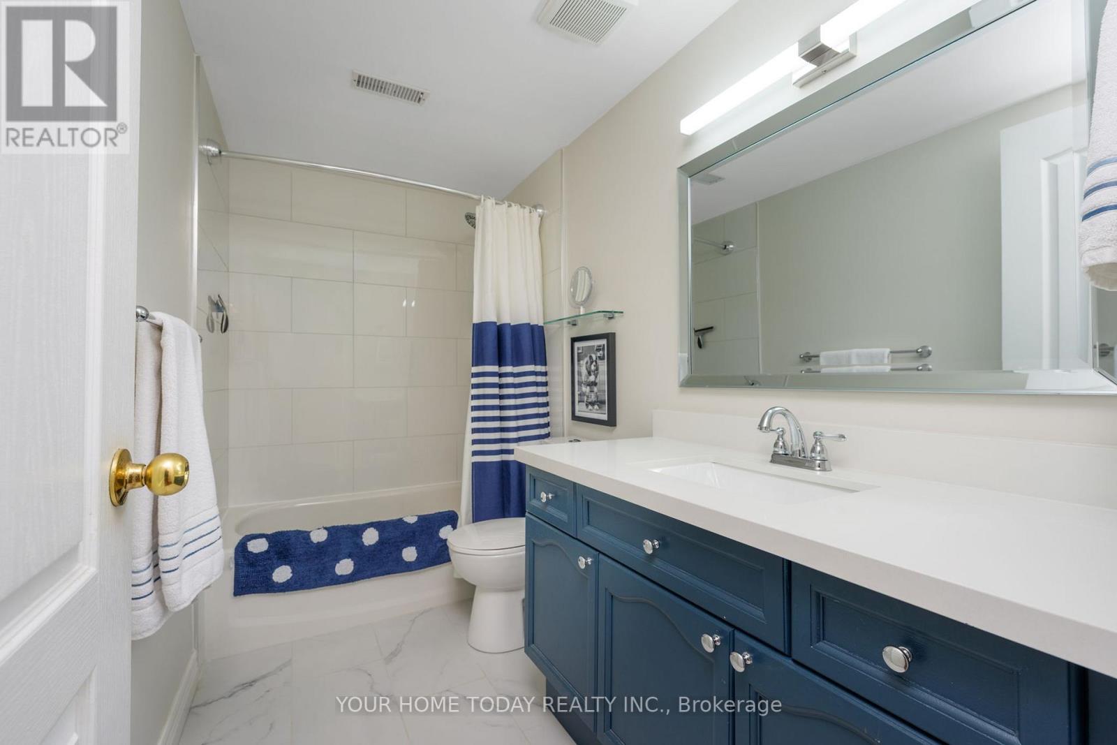 78 Harley Avenue, Halton Hills (Georgetown), Ontario  L7G 5R8 - Photo 34 - W12478432