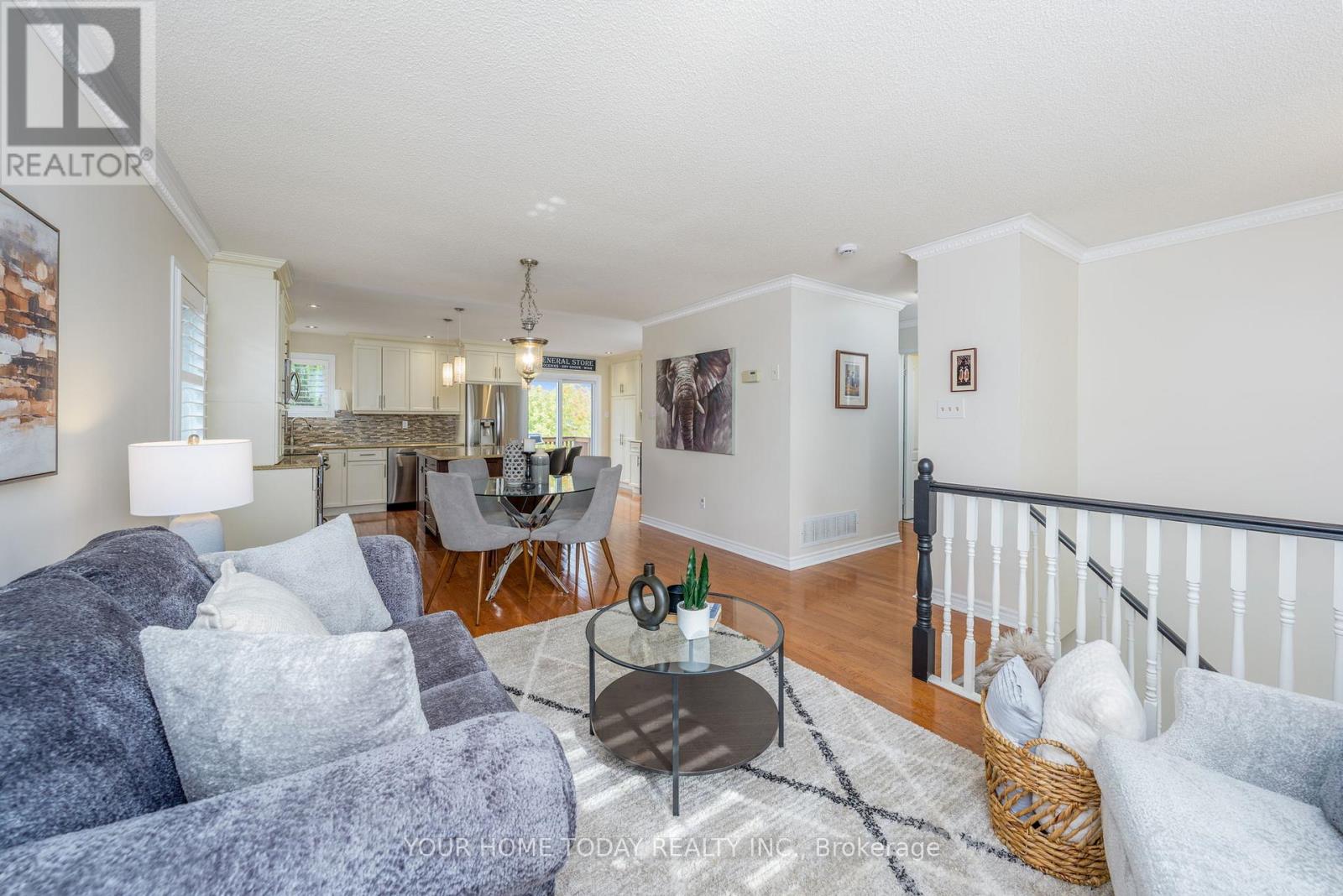 78 Harley Avenue, Halton Hills (Georgetown), Ontario  L7G 5R8 - Photo 9 - W12478432